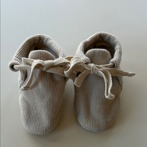 Quincy Mae baby Bootie slippers